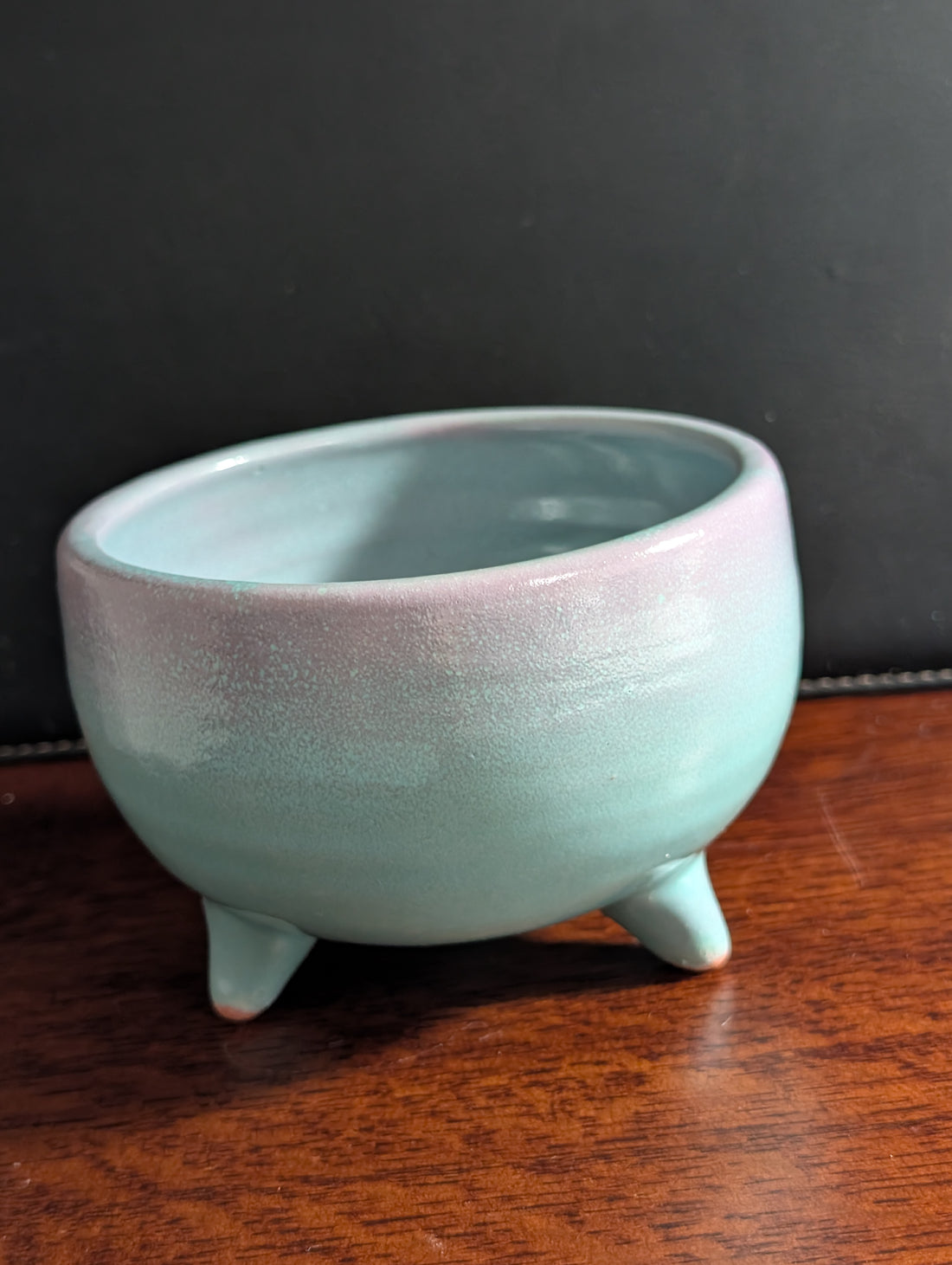 3-Legged Bowls